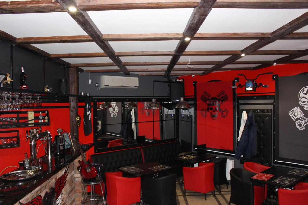 Biker's Pub